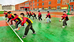 竞技足球篮球赛事中参与角逐，究竟能收获哪些诱人奖项？