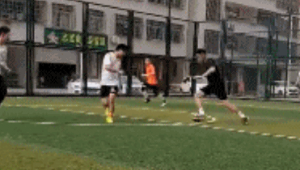 踢足球喜欢防守吗？背后藏着怎样的缘由与思考