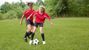 现在足球对于女生来说好练吗