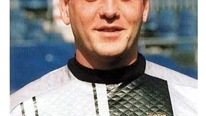 巴萨足球教练训球员：是严厉鞭策，还是矛盾导火索？