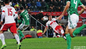 足球比赛中小臂阻挡是否算犯规,规则解读与争议探讨