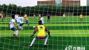 足球远射直接进球越位吗