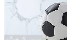 足球踢破能否退货？探讨足球质量问题与退货相关事宜