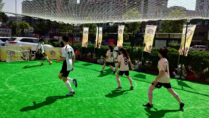 足球可能男女混打吗