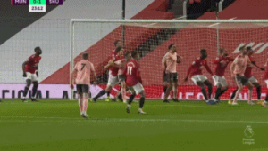 足球角球时裁判会吹哨吗 关乎比赛进程的关键瞬间探讨