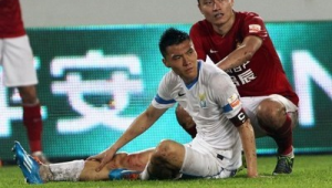 足球俱乐部退役后,那些球员的腿疼经历究竟如何?