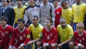 足球四小龙是哪四位
说明:你要求不做介绍,所以直接用这个标题能最大程度满足简洁要求,同时明确主题。 若你有其他想法,欢迎继续交流。