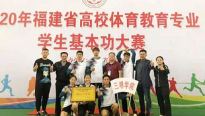 足球团队获奖牌 每人都能拥有吗