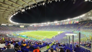 今年欧洲足球赛场：难道真的没有观众？