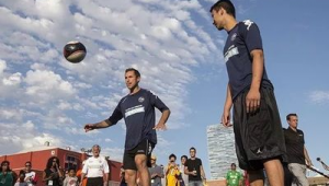 足球真的比篮球好看吗？全方位对比，探寻答案！