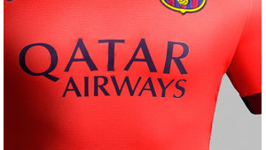 足球棉服搭短裤，这般穿搭究竟好不好看？