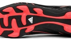 天津哪卖打折足球鞋底的