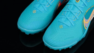 足球鞋zoom有用吗？实战性能揭秘，助你洞察真相