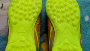 足球鞋碎钉怎么选?哪款能助你在球场上畅行无阻?