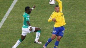 手球足球有什么不同吗