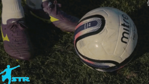 足球上是否会出现摩擦黑痕？探究足球摩擦黑痕的真相