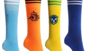 足球短袜要穿护腿袜吗