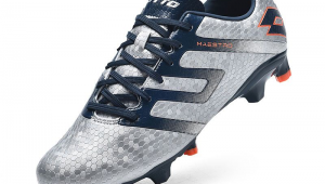 足乐途足球鞋是哪产的