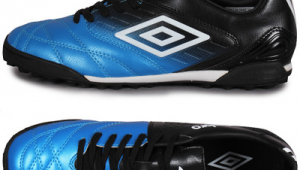 足球鞋tr到底能不能踢球？性能解析带你一探究竟