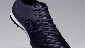 哪款足球鞋控球最佳?全方位对比解析助你找到答案