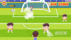 踢足球时喝维他命可行吗?探讨运动与饮品搭配的科学逻辑