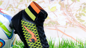 防水耐磨足球推荐,这些品牌不容错过