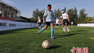 足球动作技术难学吗?剖析其背后的技巧门槛与学习挑战