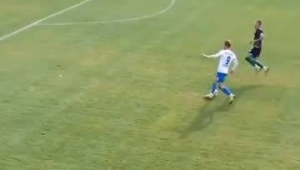 足球单刀进球真不能拦?规则解读与争议探讨