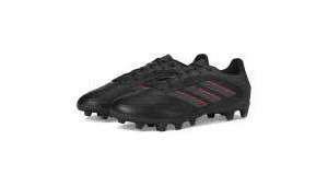 adidas足球鞋哪款适合脚指宽