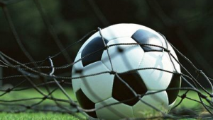 职业足球球门尺寸揭秘：真的有7.32米吗？