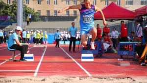 足球属于大运会田径项目吗