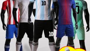 足球袜与球衣是否需配套？解析搭配门道与潜在影响