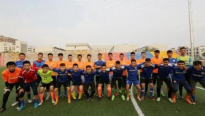 现代足球队中，前腰这一位置是否还有存在的必要？