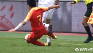 足球比赛中在中国断腿是否违规探讨