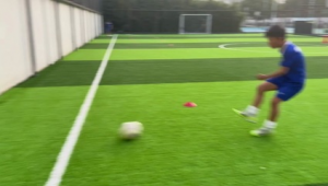 自由足球梦魇叠加吗