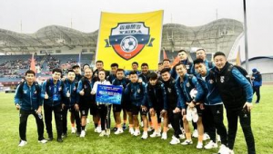 中国足球队首次比赛是在哪一年