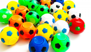 重力足球玩具适合女孩玩吗