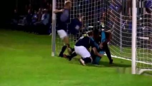 最惨足球门将是真的吗？背后故事引关注，真相究竟如何？