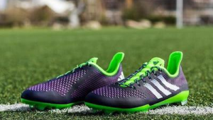 足球鞋哪款穿着舒服又好？这些选择值得考虑