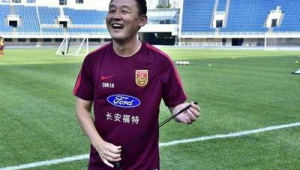 哪支足球队拥有最具人情味的球员，探寻温暖赛场故事