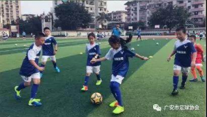 练足球会有啥变化?体能、技巧、意志……全方位蜕变?