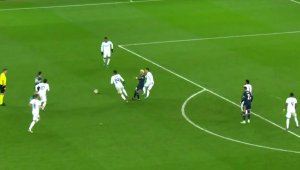 足球裁判能否留指甲？关乎赛场公正与球员安全的关键探讨