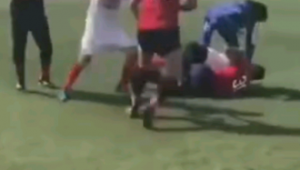 足球比赛前打脚会影响变向吗？探究其中的奥秘