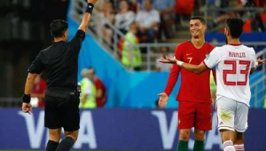 伊朗足球裁判出示黄牌情况如何 黄牌数量多不多