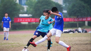 把足球踢进别人屋里是否犯法？一文为你解惑