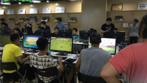 自由足球各职业体验揭秘：究竟什么职业好玩？