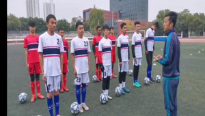 大学体院踢足球的人数多吗?探寻体院足球爱好者的数量真相