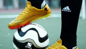 踢足球选哪款鞋好？这些热门款式值得参考