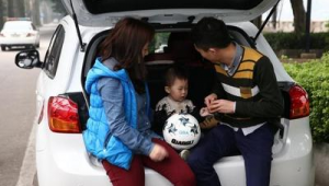 足球能否带上汽车？一文为你揭晓答案