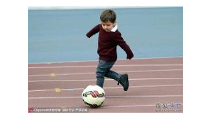 3岁男孩是否适合踢足球,这些要点家长需知晓